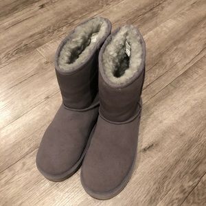 Koolaburra by UGG!